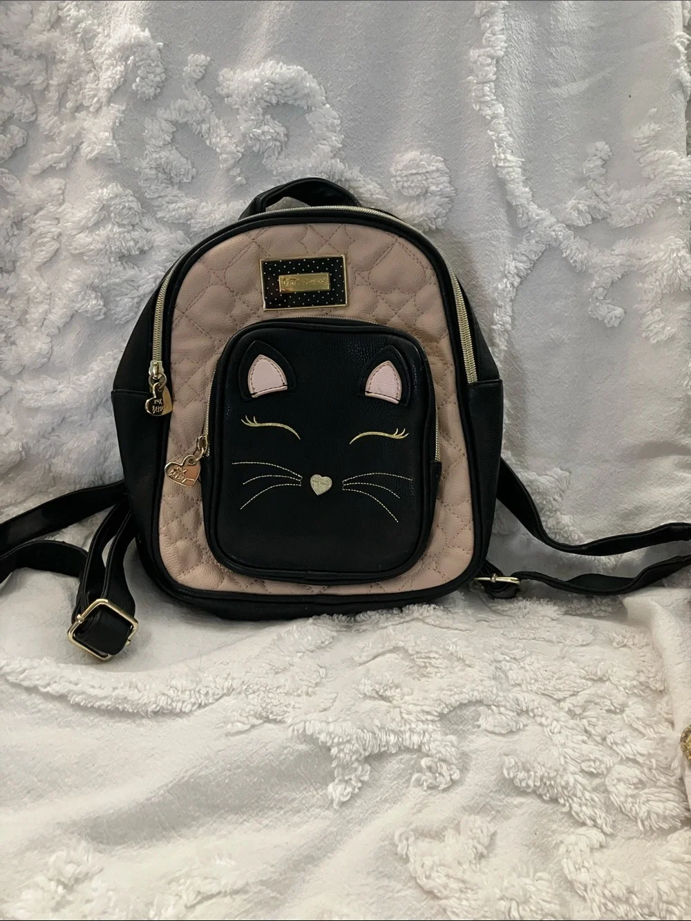 Betsey Johnson Black & Blush Quilted Cat Face Mini Backpack - Picture 1 of 6